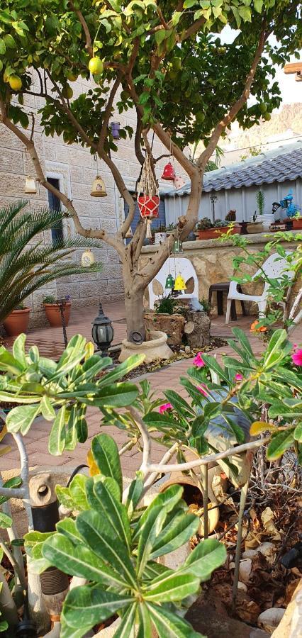 הוילה קליה  ויקטוריה - סוויטת הגן מראה חיצוני תמונה
